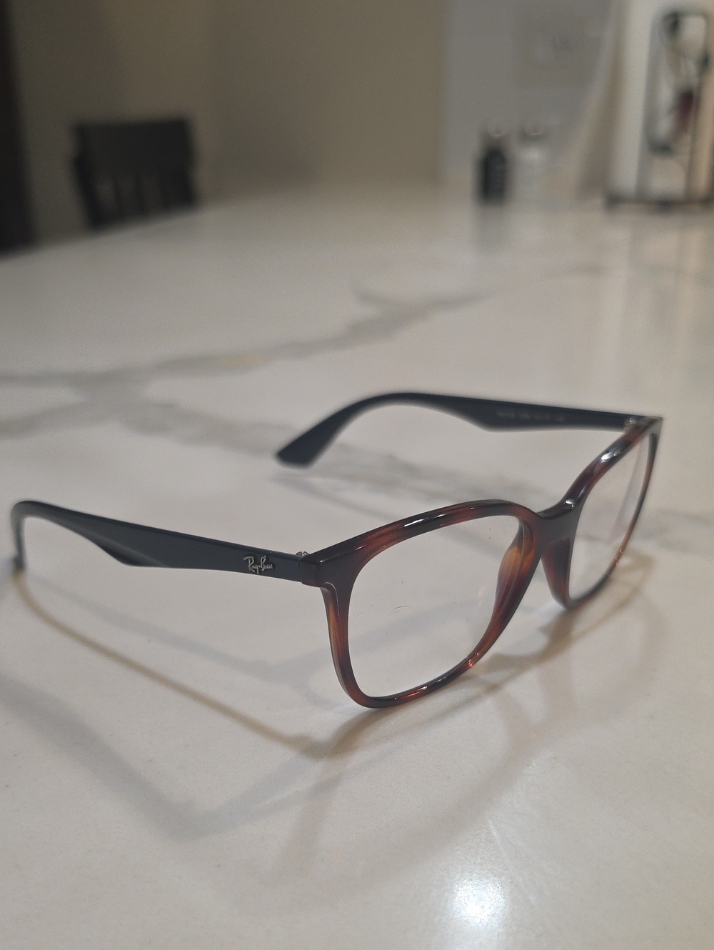 Ray-Ban Men's Tortoiseshell Front with Black Temples Glasses 54-17